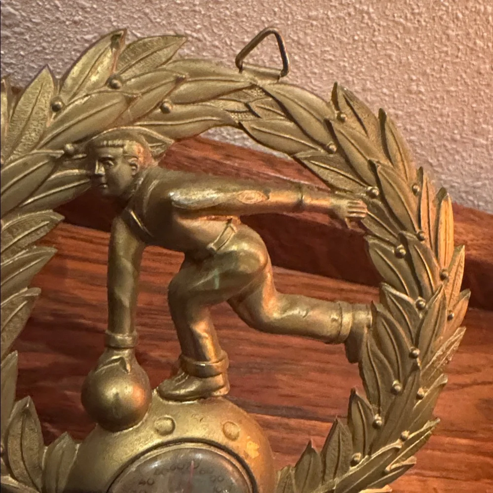 Vintage Bowling Gold Laurel Thermometer wall hanging